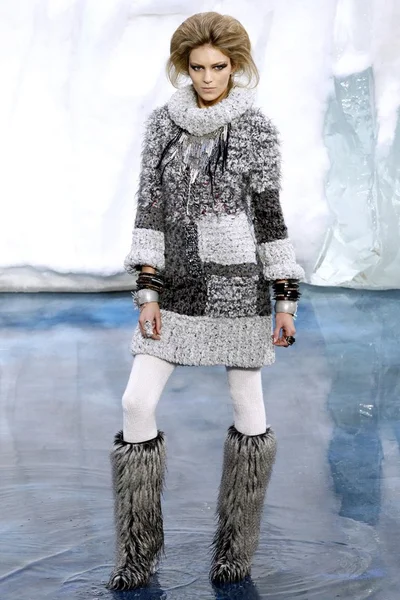 Look 34